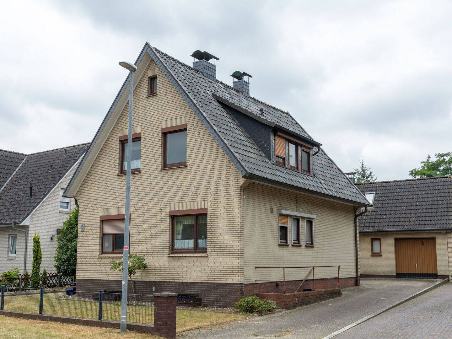 Einfamilienhaus mit großzügigem Grundstück in ruhiger Nachbarschaft von Barrien, 28857 Syke