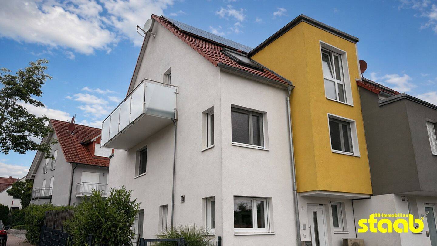WOHLFÜHLORT FÜR DIE GANZE FAMILIE *** TOP-MODERNE DOPPELHAUSHÄLFTE MIT VIELEN EXTRAS!, 63768 Hösbach