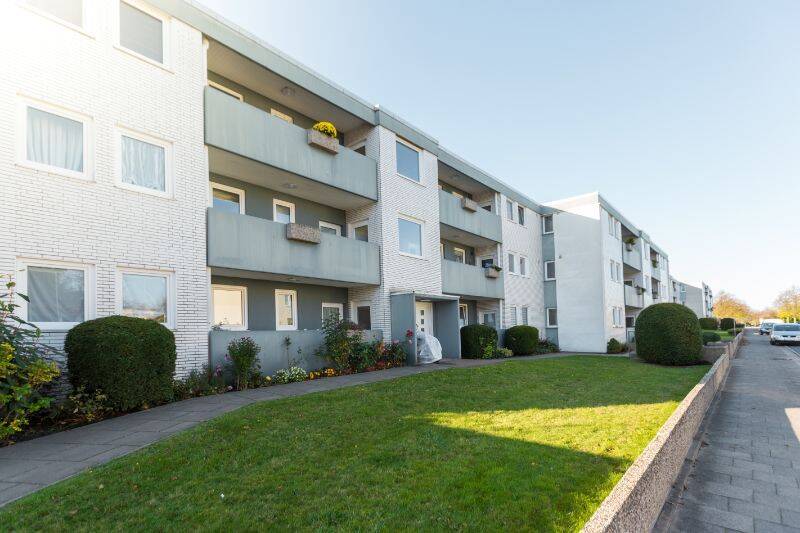 Mit Balkon! Gepflegte 1 1/2-Zimmer-Wohnung in Bremerhaven-Lehe, 27578 Bremerhaven (Lehe Leherheide)