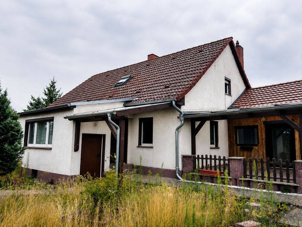 Einfamilienhaus in Friedland: naturnah, Terrasse, Garagen, 15848 Friedland