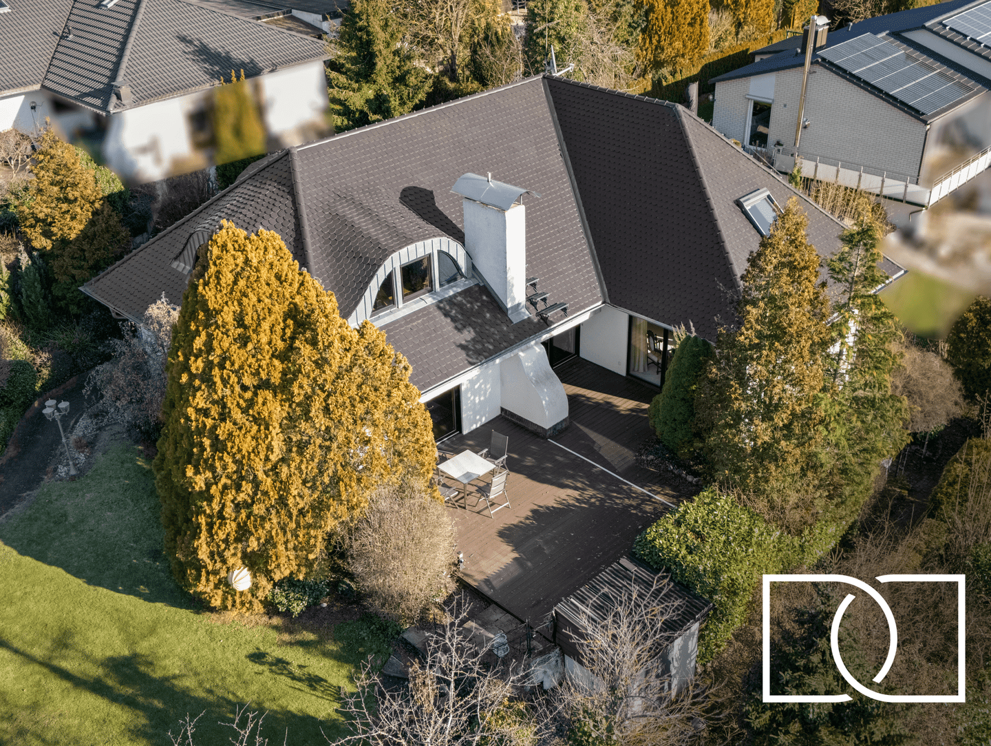 Exklusives Anwesen! Modernisierte Villa mit einzigartigem Grundstück in ruhiger Lage, 90513 Zirndorf