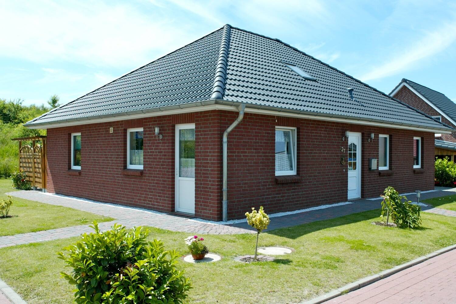 Bungalow nach Ihren Wünschen inkl. Grundstück in Kronsforde mit Blick ins Grüne, 23560 Lübeck (Moisling Sankt Jürgen)