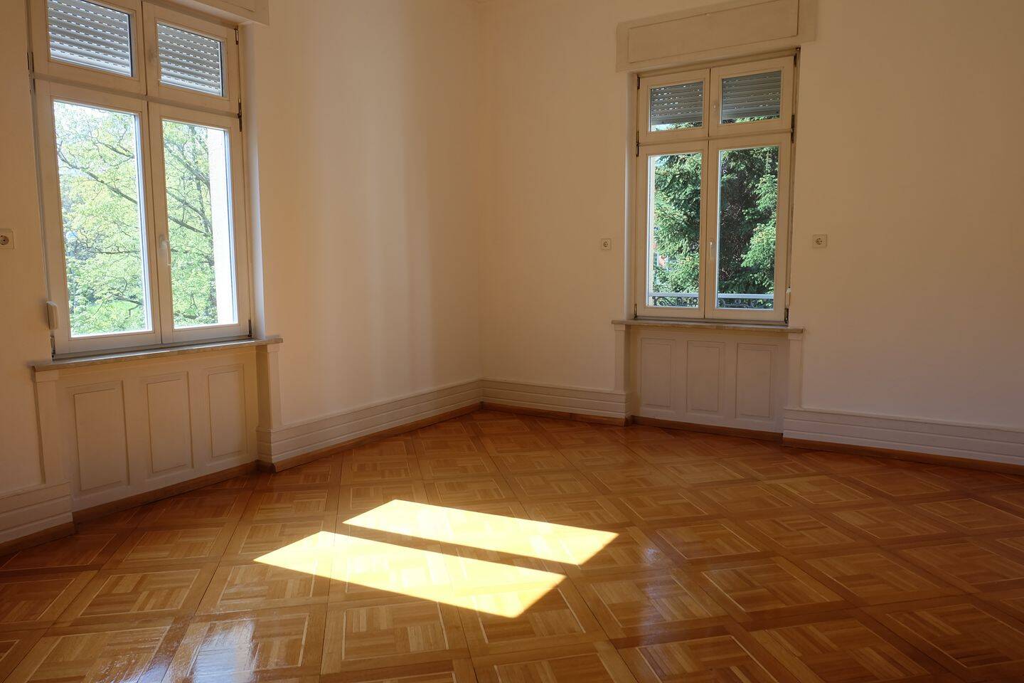 Herrschaftliche 4 bis 5 Zimmer Villenwohnung nahe dem Festspielhaus., 76530 Baden-Baden (Ebersteinburg Innenstadt Lichtental Varnhalt Weststadt)