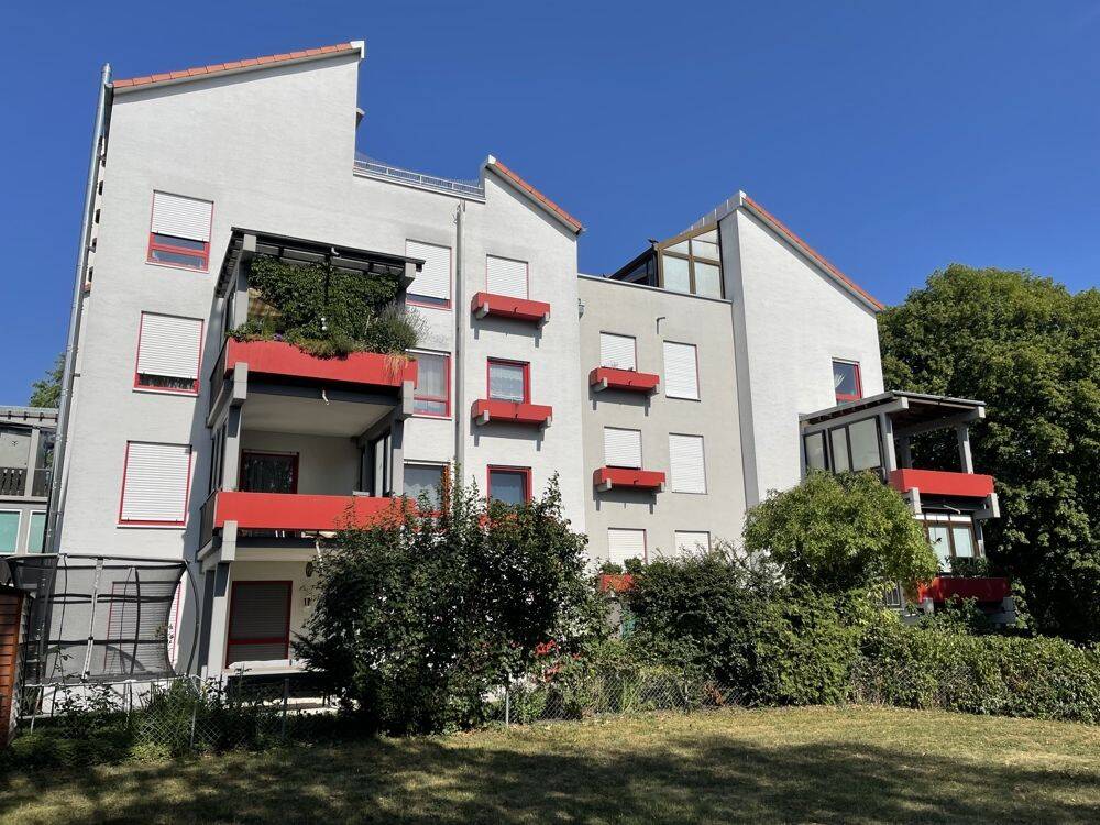 „Schönes Wohnen hier`“ – gepflegte Wohnung mit Balkon in Augsburg-Haunstetten, 86179 Augsburg (Haunstetten Siebenbrunn)