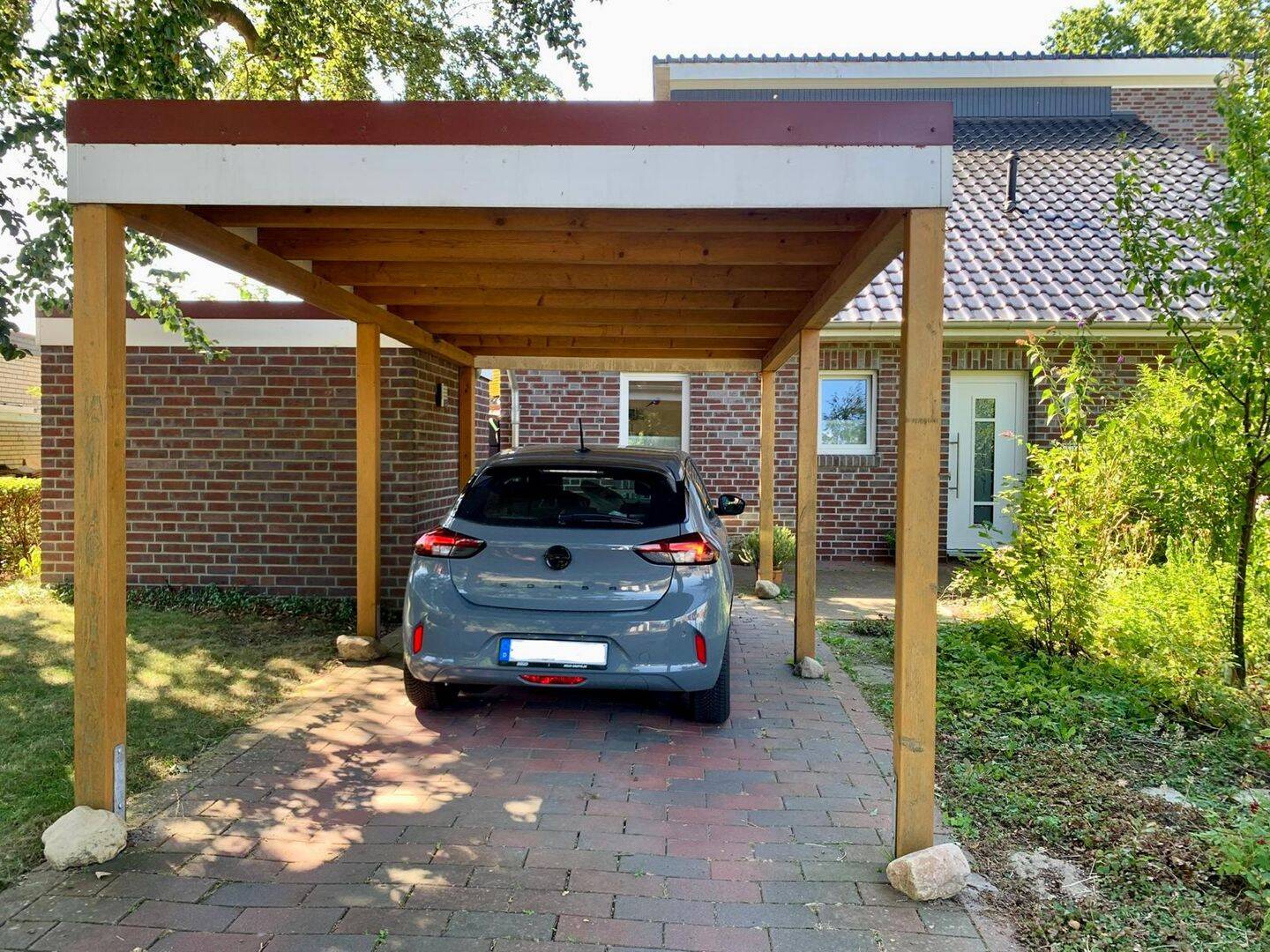 Neuwertige Doppelhaushäfte in zentraler Lage von Hesel, 26835 Hesel