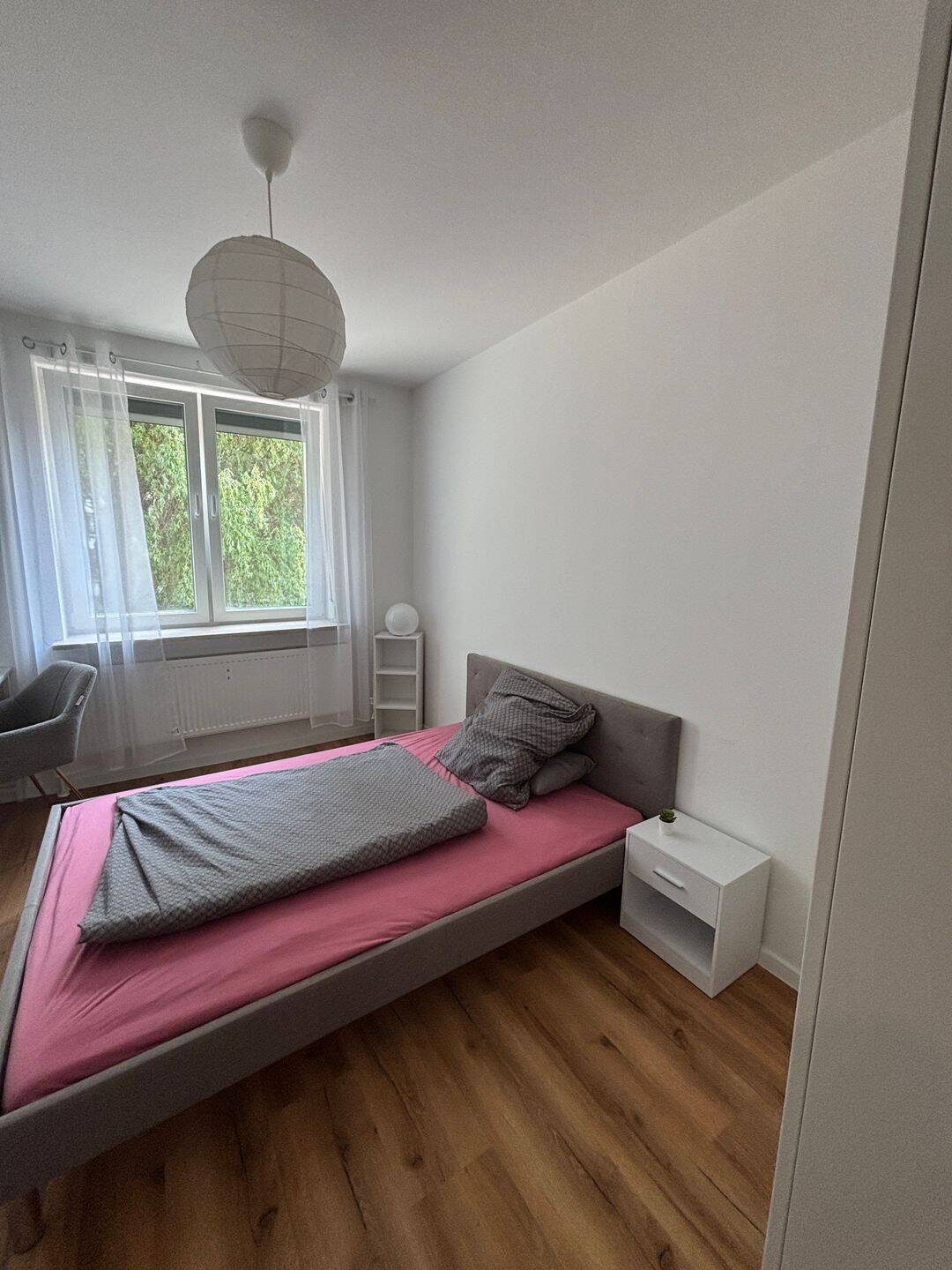 Zimmer in Frauen Wg frei ab sofort, 90461 Nürnberg