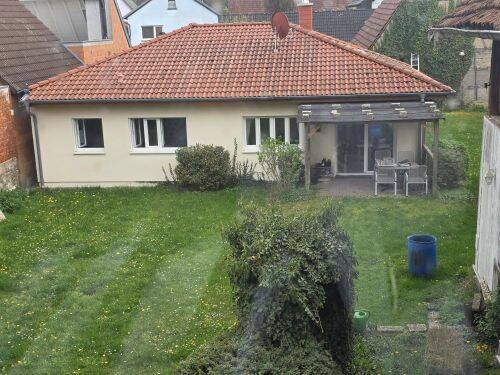 Schönes, ebenerdiges Einfamilienhaus in 97450 Arnstein-Büchhold, 28 km von Würzburg und 15 km von Schweinfurt entfernt (ID 10640), 97450 Arnstein