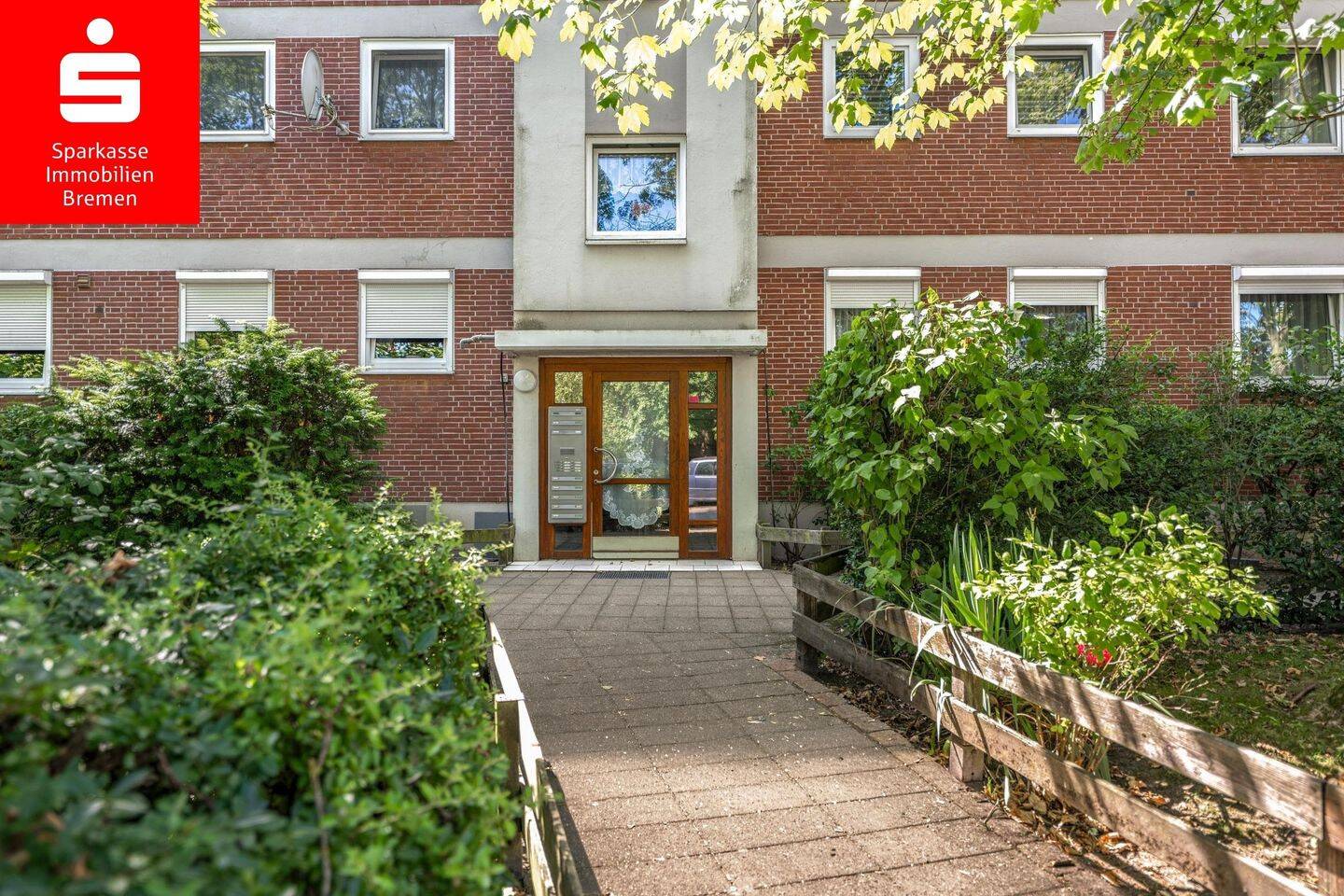 Bremen-Osterholz: Gepflegte 3-Zimmer-Wohnung mit Balkon im 3. OG – ruhige Lage, 28325 Bremen (Ellenerbrok-Schevemoor Oberneuland Tenever)