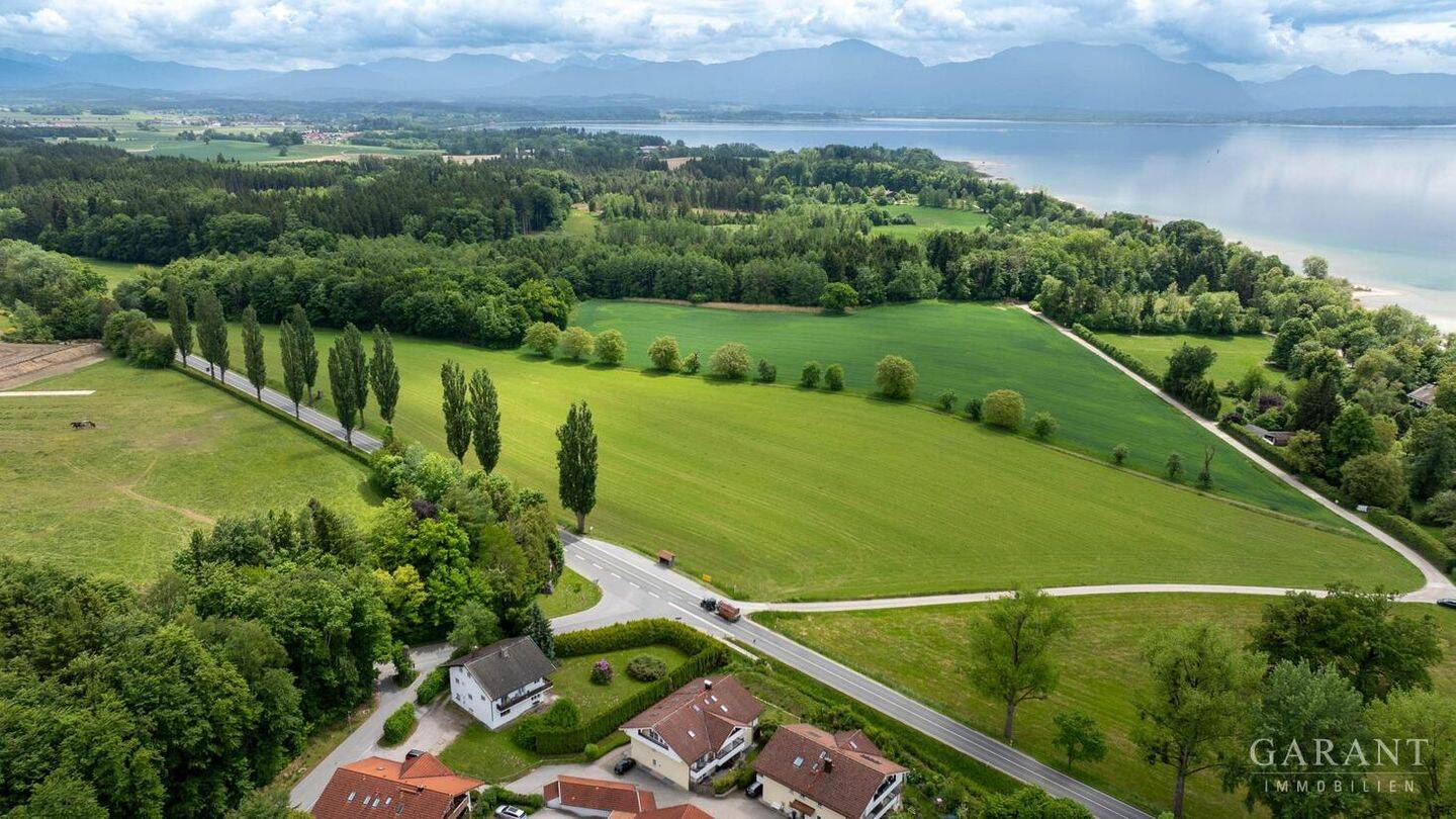 Ein Juwel an Grundstück nur 150 Meter vom Chiemsee entfernt – im Bieterverfahren, 83339 Chieming