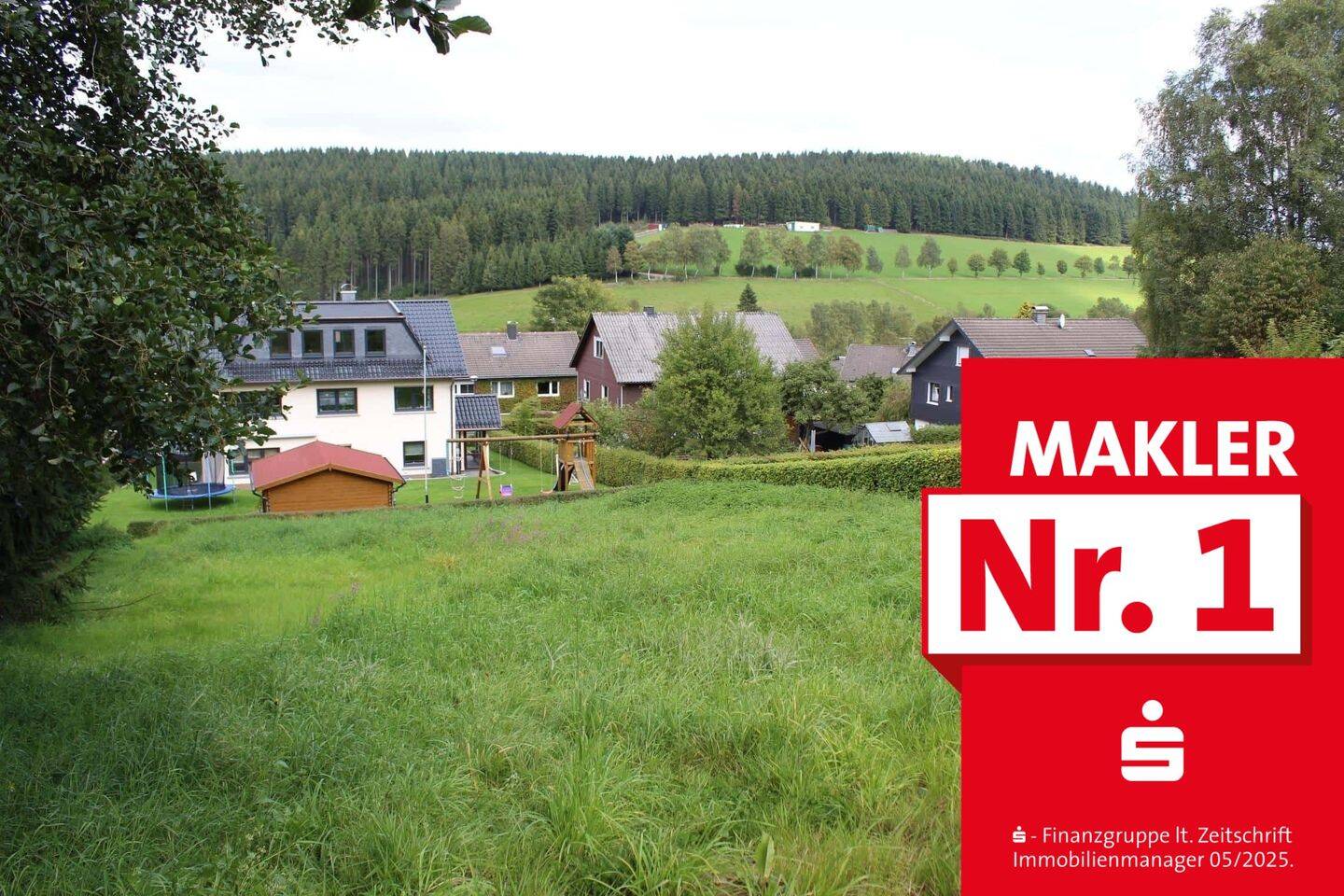 Sonniges Baugrundstück (Baulücke) in Erndtebrück Kerngemeinde, 57339 Erndtebrück