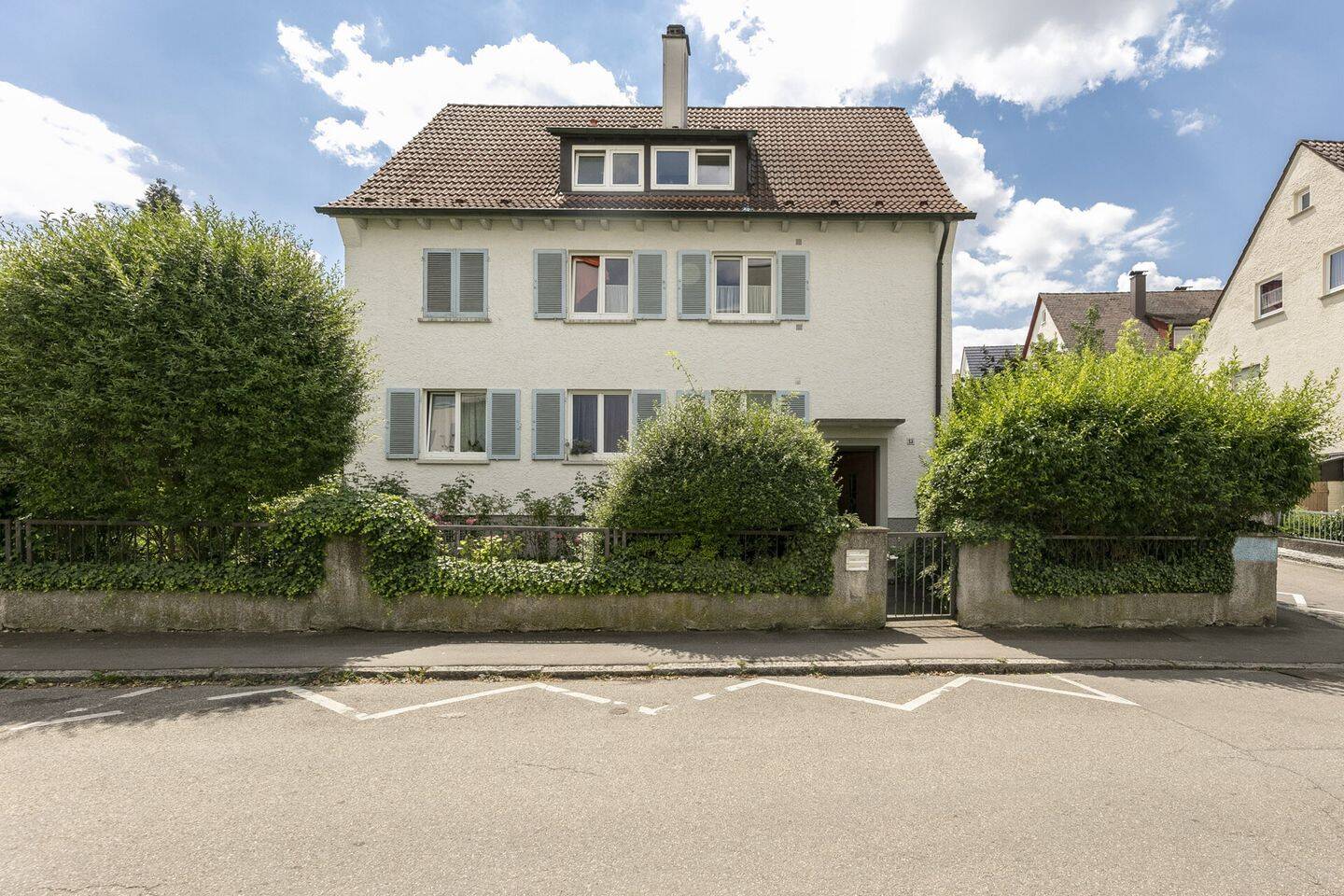 Seltene Gelegenheit am Kuhberg: Zwei Wohnungen in einem kleinen MFH, 89077 Ulm (Söflingen Weststadt)