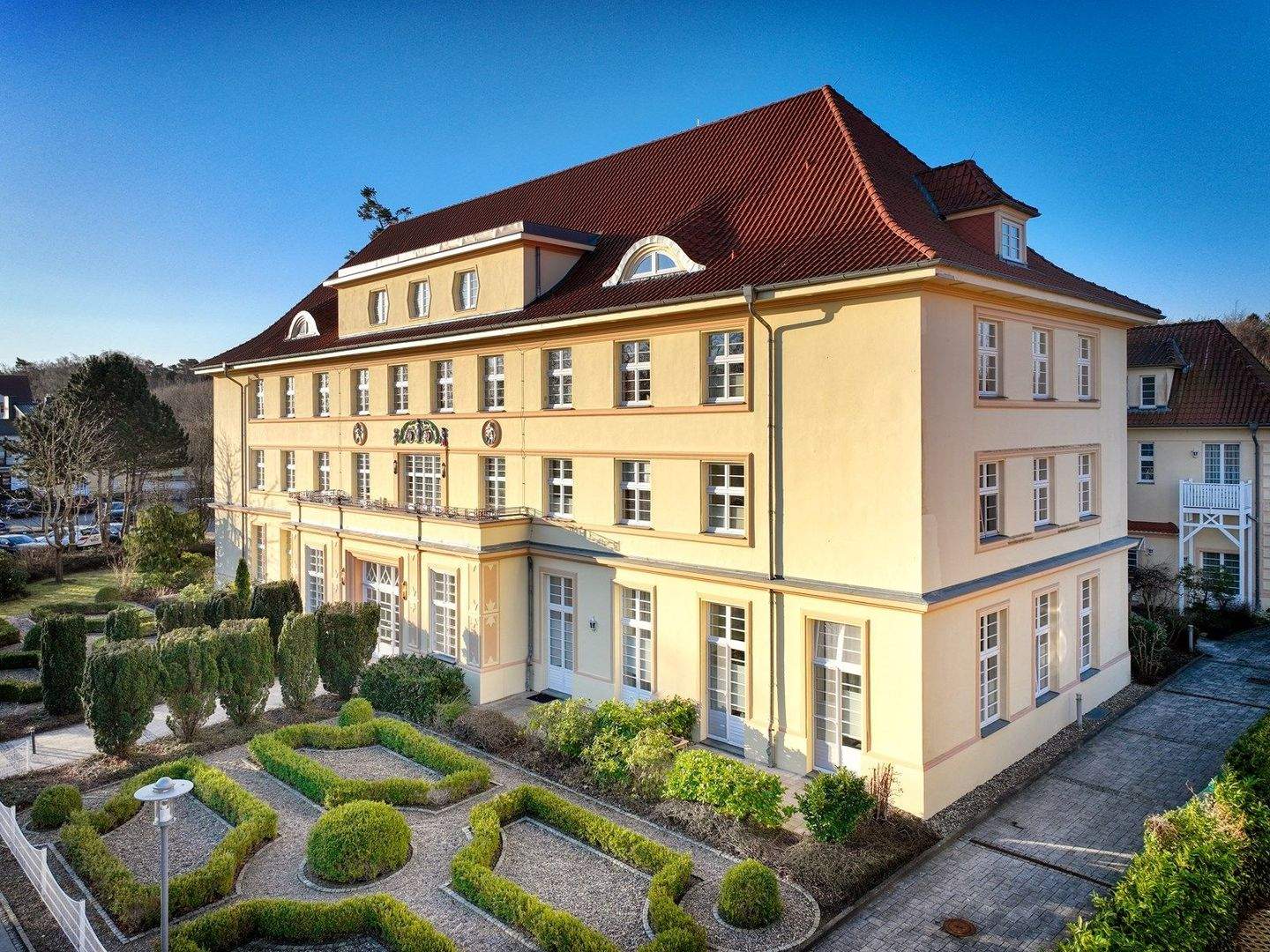 Ostsee-Residenz Unter den Linden – Historischer Charme trifft modernen Komfort, 18225 Kühlungsborn