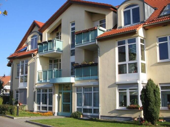 Wunderschöne helle, neu sanierte 2-Raumwohnung, in ruhiger und grüner Wohnanlage, 13127 Berlin (Pankow)