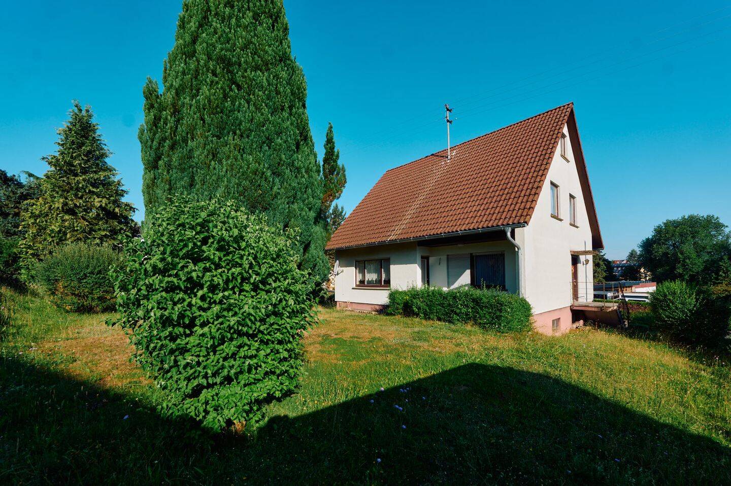 Gemütliches Eigenheim mit großem Garten und Ausbaureserve im Dachgeschoss, 72175 Dornhan