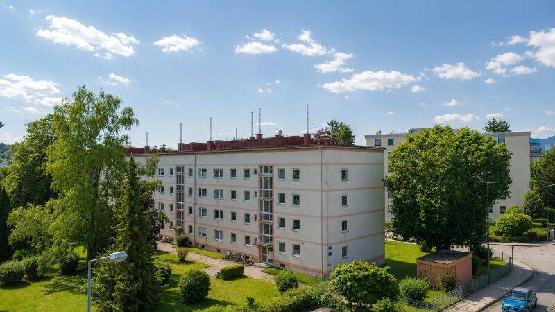 3-Zimmer-Wohnung mit Balkon und großem Kellerraum in attraktiver Wohnlage, 83022 Rosenheim (Happing Innenstadt Ost Süd West)