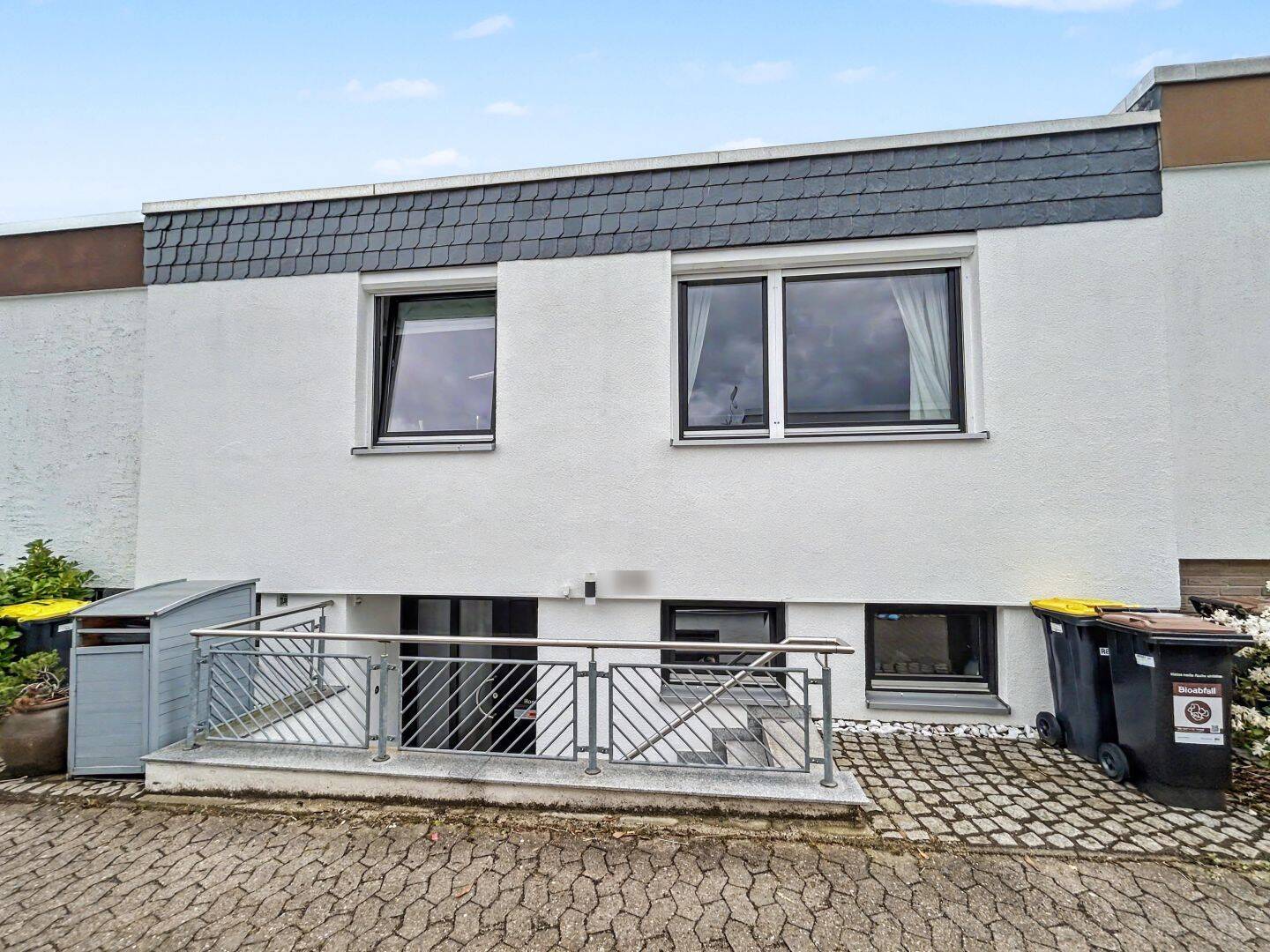 Charmantes und sehr gepflegtes Reihenmittelhaus in begehrter Lage von Laatzen-Rethen, 30880 Laatzen