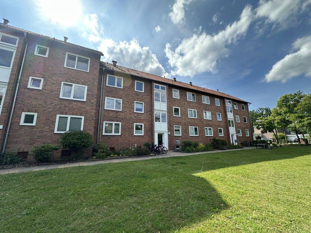 3-Zimmer-Wohnung mit Balkon nahe der Uni Lüneburg!, 21335 Lüneburg