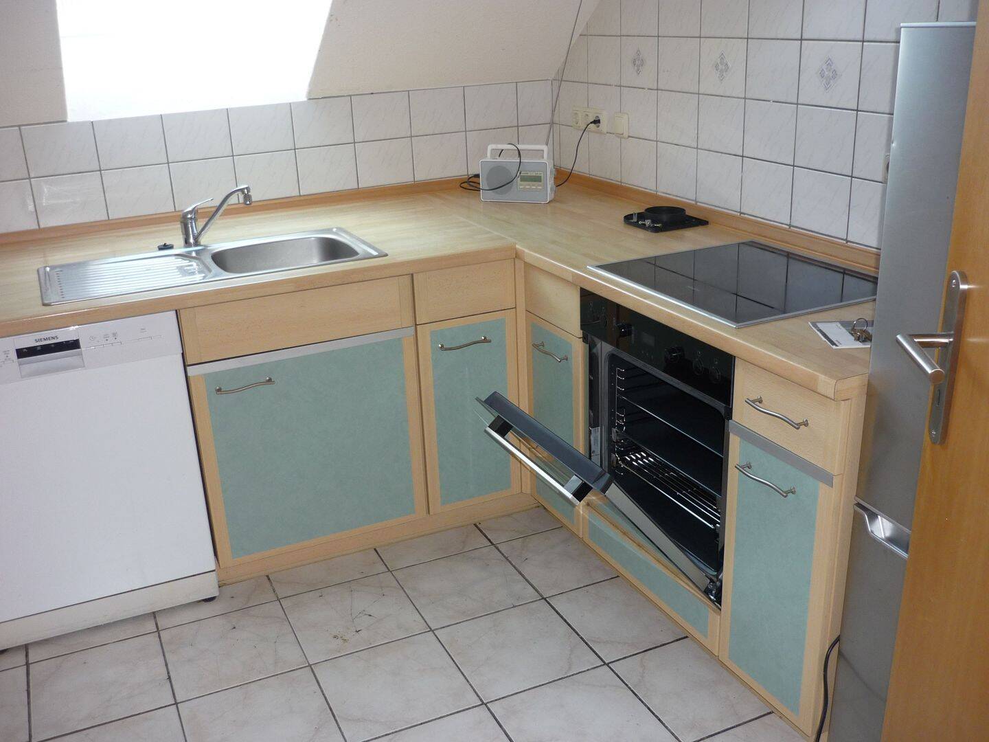 Schöne 3 Zimmer Dachgeschosswohnung in Groß Vollstedt, 24802 Groß Vollstedt
