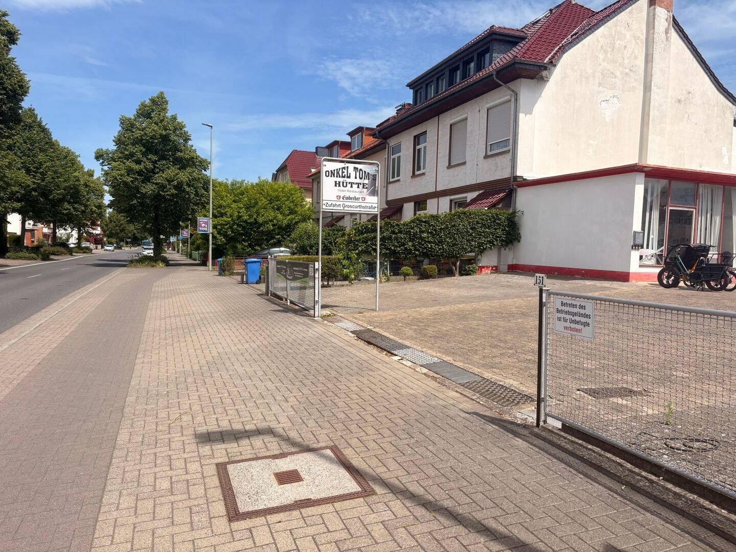 760 m² Grundstück in 1A-Lage – Teilweise bebaut mit Werkstattgebäude direkt an der Reinhäuser Landstraße in Göttingen, 37083 Göttingen
