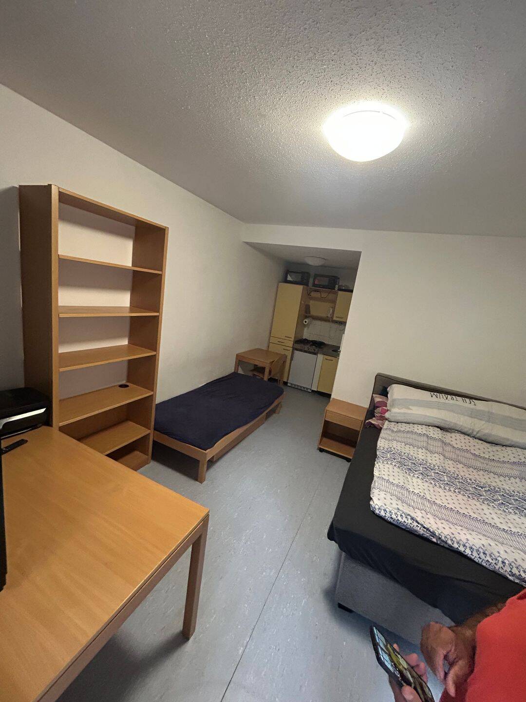 voll möbliertes Zimmer am Rodelberg – für  3 Monate(September/Oktober/November), 55131 Mainz (Altstadt Neustadt Oberstadt Weisenau)