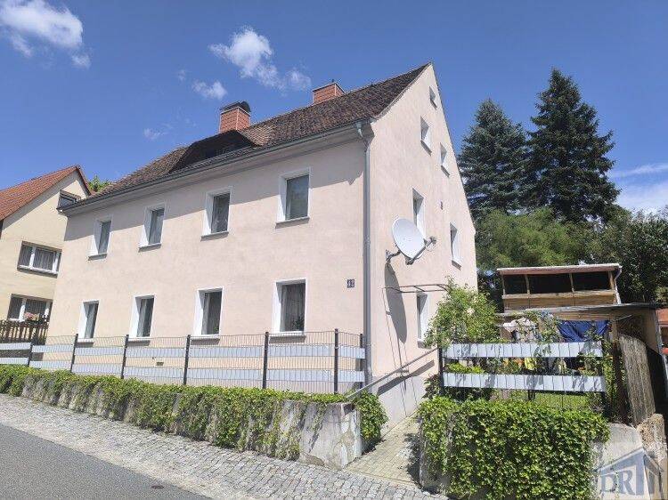 Charmantes Einfamilienhaus in Hanglage mit Weitblick – viel Potenzial zur individuellen Gestaltung, 2788 Zittau