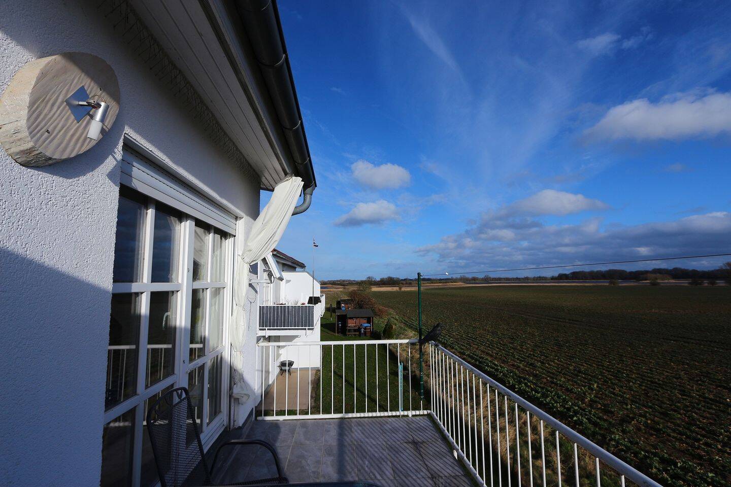 Maisonette-Ferienwohnung mit Balkon und Kamin, ruhige Lage in Garz/Rügen, 18574 Garz/Rügen
