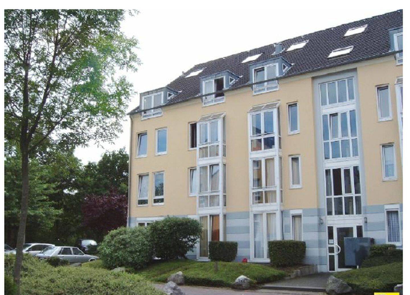 Schönes frisch renoviertes Apartment in Bonn, 53119 Bonn (Auerberg Nordstadt Tannenbusch Zentrum)