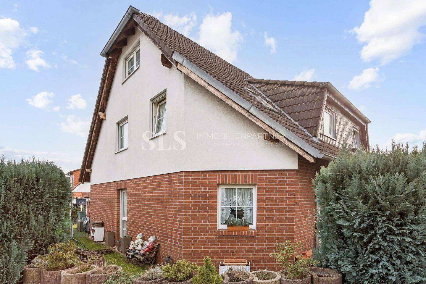 Familienfreundliche Doppelhaushälfte mit viel Potenzial in Dortmund-Schüren, 44269 Dortmund (Benninghofen Berghofen Schüren)