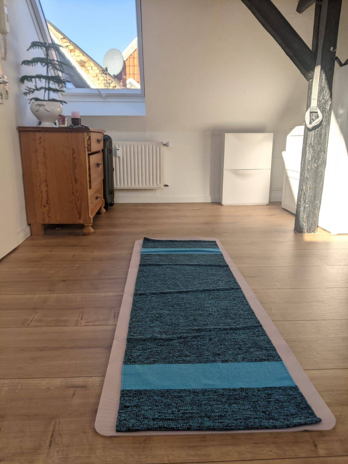 MÖBLIERT: City & Bürgerpark in 3 Min.1-Zi. DG-Wohnung im sanierten Gründerjahrebau, 38100 Braunschweig (Braunschweig Innenstadt)