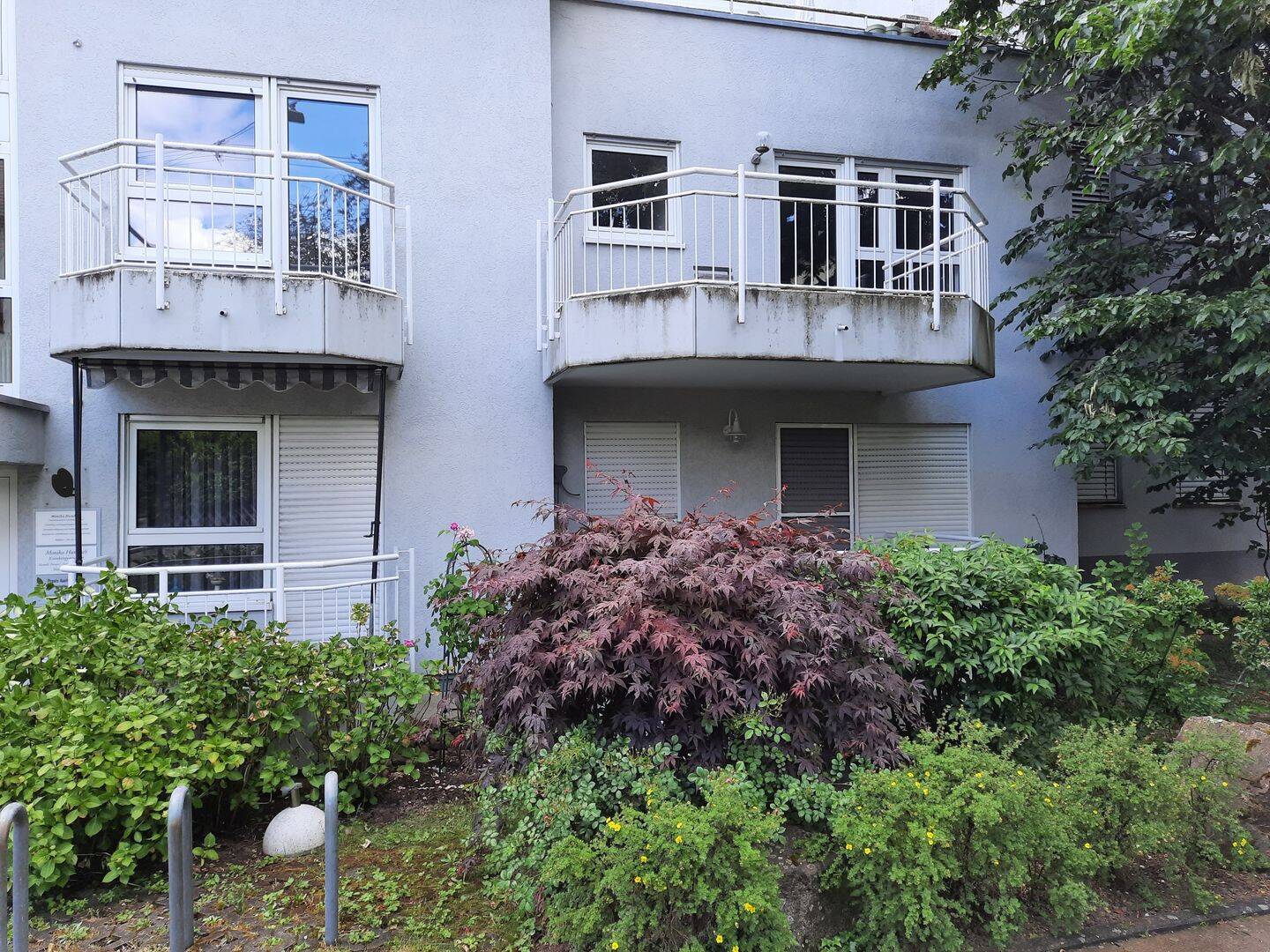 Sehr zentral und ruhig gelegene 2 Zimmerwohnung mit 2 Balkonen, 70563 Stuttgart (Vaihingen)