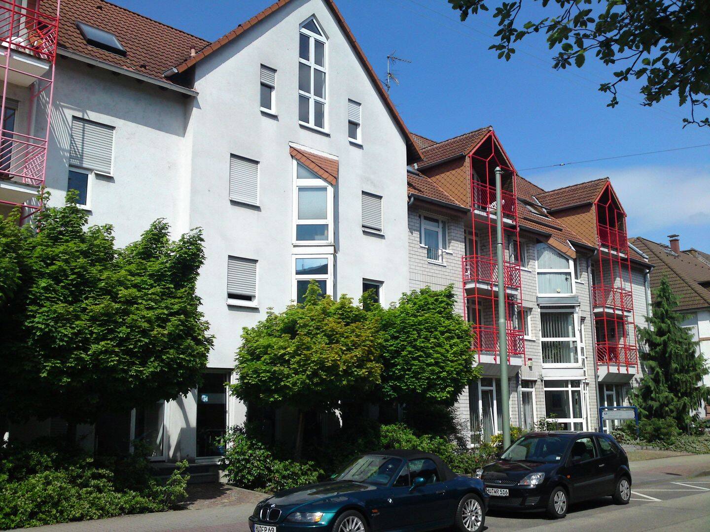 HU City helle 2,5 Zimmer Wohnung mit bodentiefer Teller-Dusche – WG möglich –, 63450 Hanau