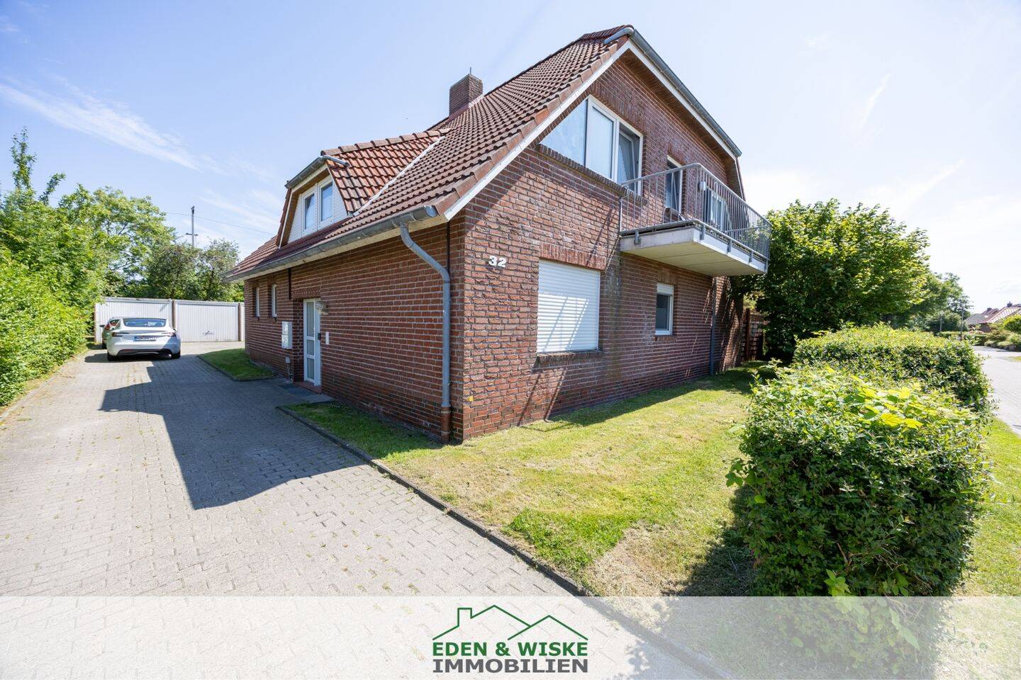 NORDDEICH: Erdgeschosswohnung mit Terrasse und Garage, 26506 Norden