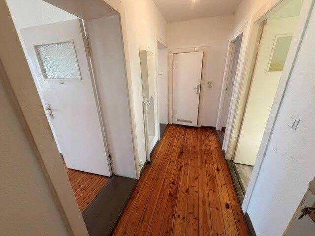 Altbaucharme mit Raum für frische Ideen – 3-Zimmer Wohnung in Moabit!, 10559 Berlin (Mitte Moabit Tiergarten)