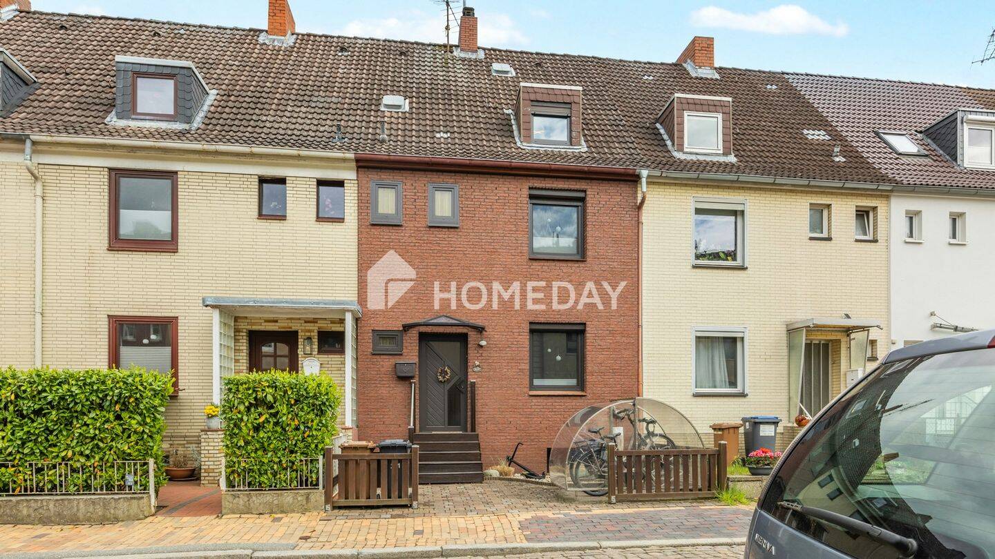 Gepflegtes Reihenhaus mit Sauna, Kamin und liebevoll gestaltetem Steingarten, 23562 Lübeck (Sankt Jürgen)