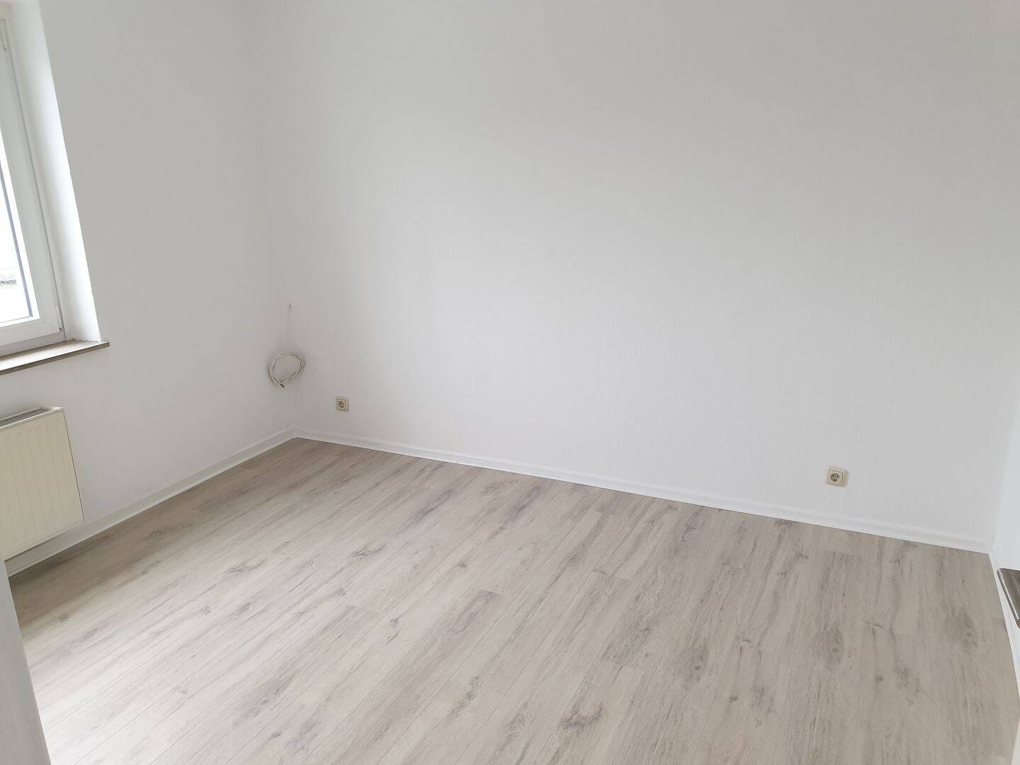 Ruhige und gepflegte 2,5 Zimmer-Wohnung in Meine, 38527 Meine