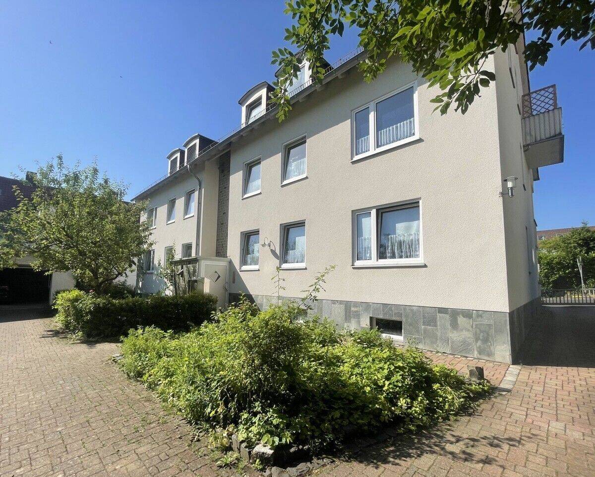 Gepflegte 4-Zimmer Erdgeschosswohnung in ruhiger Lage am Brasselsberg, 34132 Kassel (Bad Wilhelmshöhe Brasselsberg Niederzwehren Nordshausen Oberzwehren)