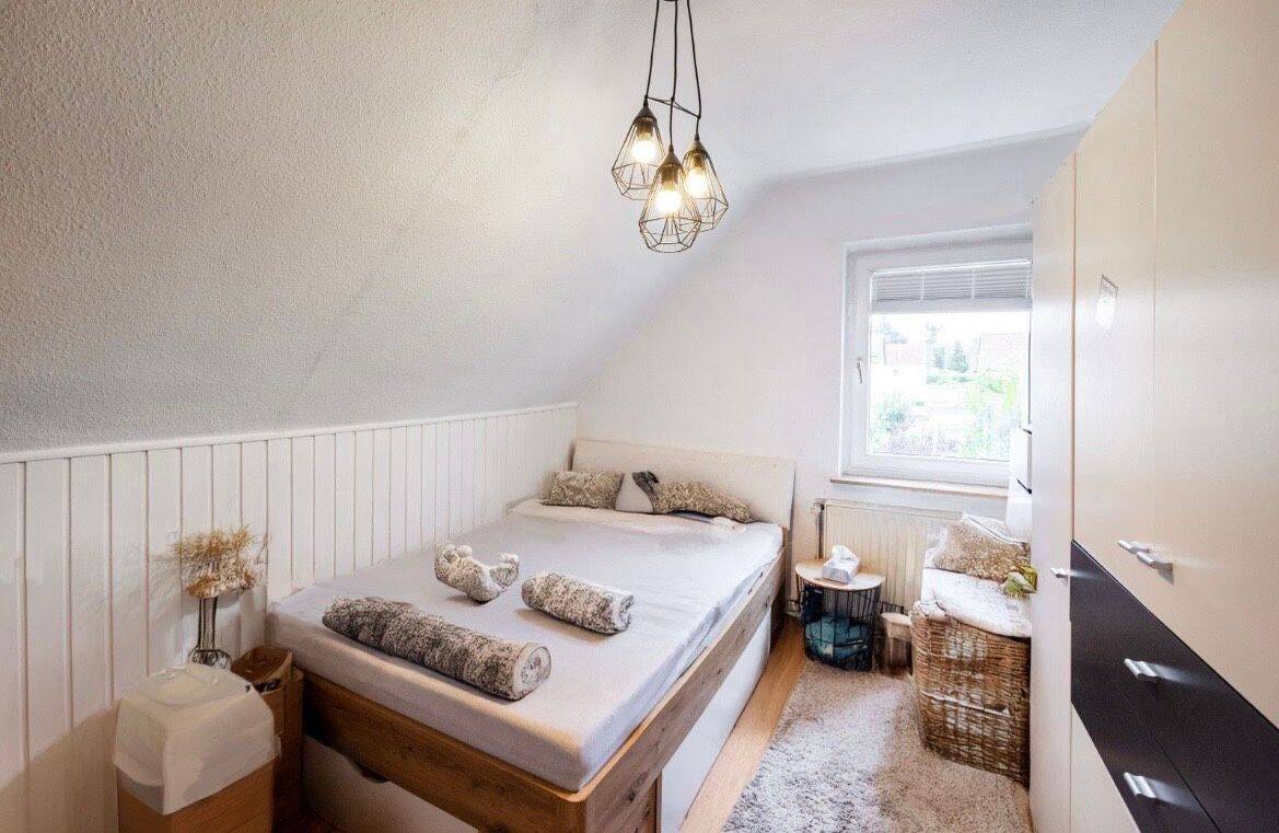 Schildesche: Charmante 3 Zimmer Dachgeschoss, 33611 Bielefeld (Schildesche)