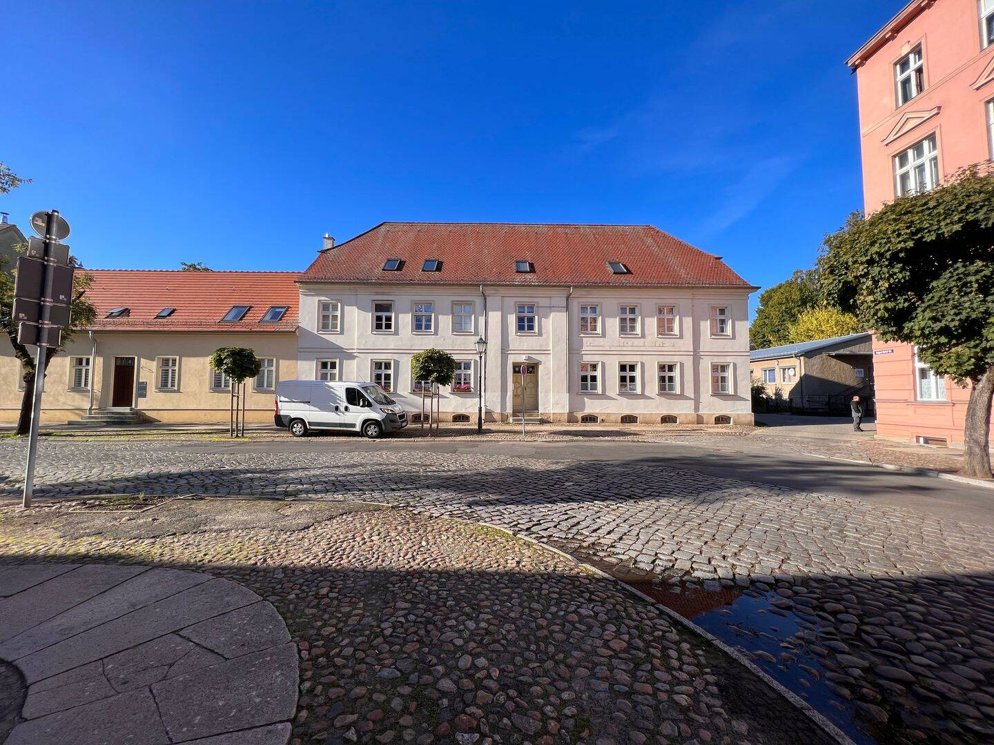 4-Zimmer Wohnung + Bad saniert im Zentrum, 16816 Neuruppin