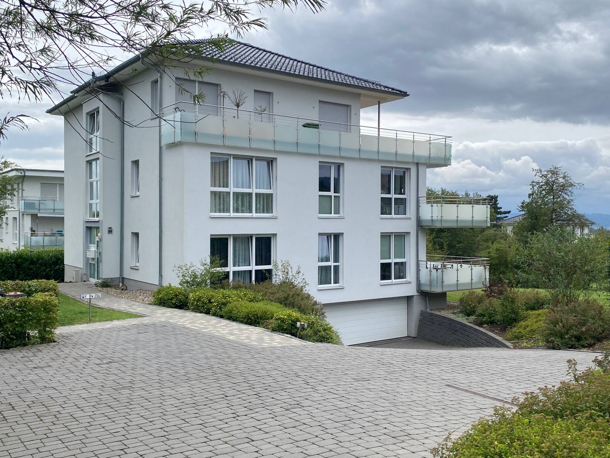 Traumhafter Fernblick in ruhiger Stadtvilla Harleshausen, 34128 Kassel (Harleshausen Jungfernkopf Kirchditmold)