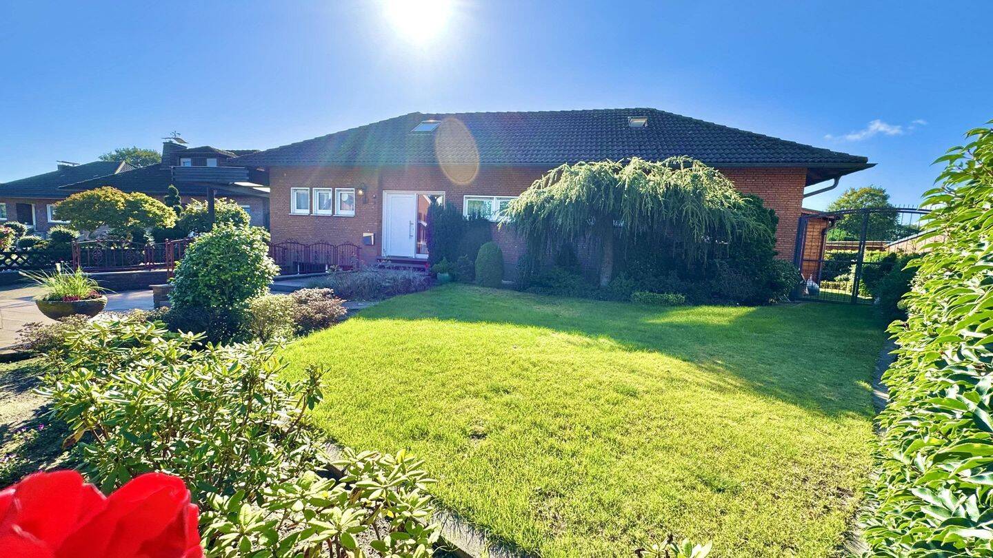 Großes Ein -/ Zweifamilienhaus- viel Platz für die Familie in Stadtlohn, 48703 Stadtlohn
