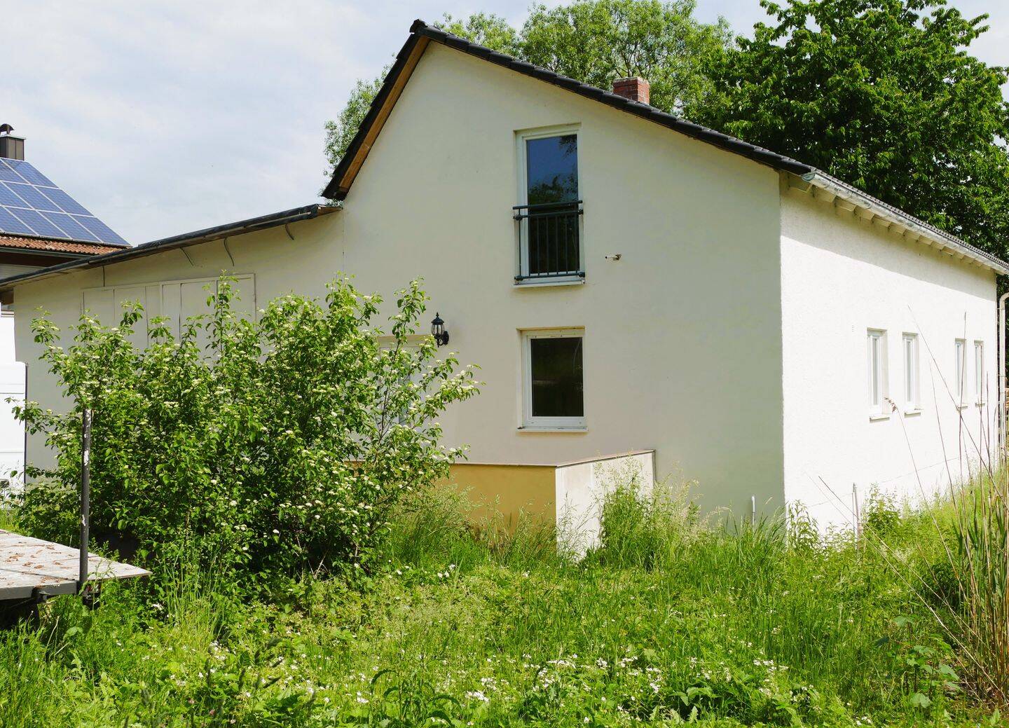 Ein Zweifamilienhaus mit 120 m2 Halle 1.700 Grund, 93449 Waldmünchen
