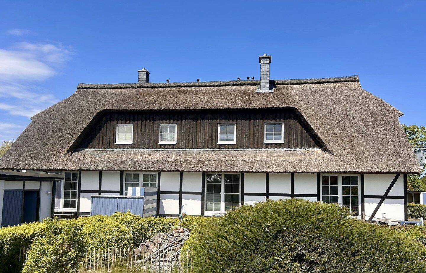 3 Häuser – Mehrgenerationen – Fachwerk – Reetdach, 18569 Neuenkirchen