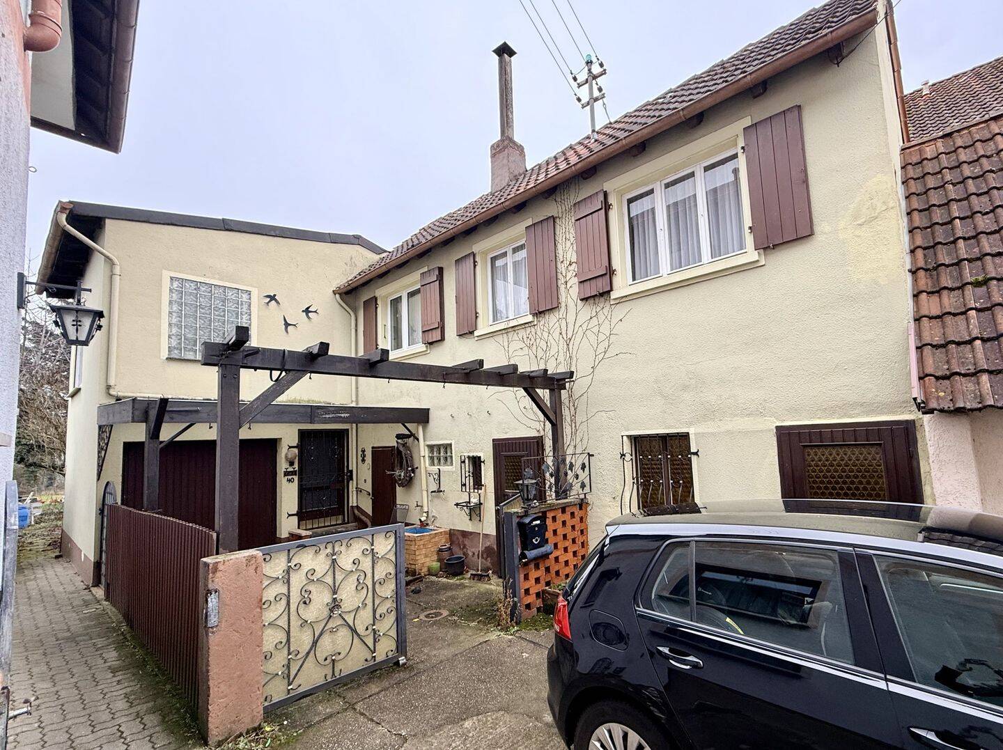 Ein Haus mit Geschichte und Potenzial – Ihr Rückzugsort im Herzen eines malerischen Weindorfes, 67435 Neustadt an der Weinstraße