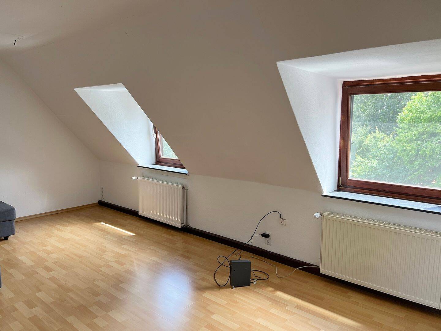 Gemütliche 3 ZKB Wohnung mit Einbauküche in Kassel-Wilhelmshöhe – PKW-Stellplatz möglich, 34131 Kassel (Bad Wilhelmshöhe Brasselsberg Kirchditmold)