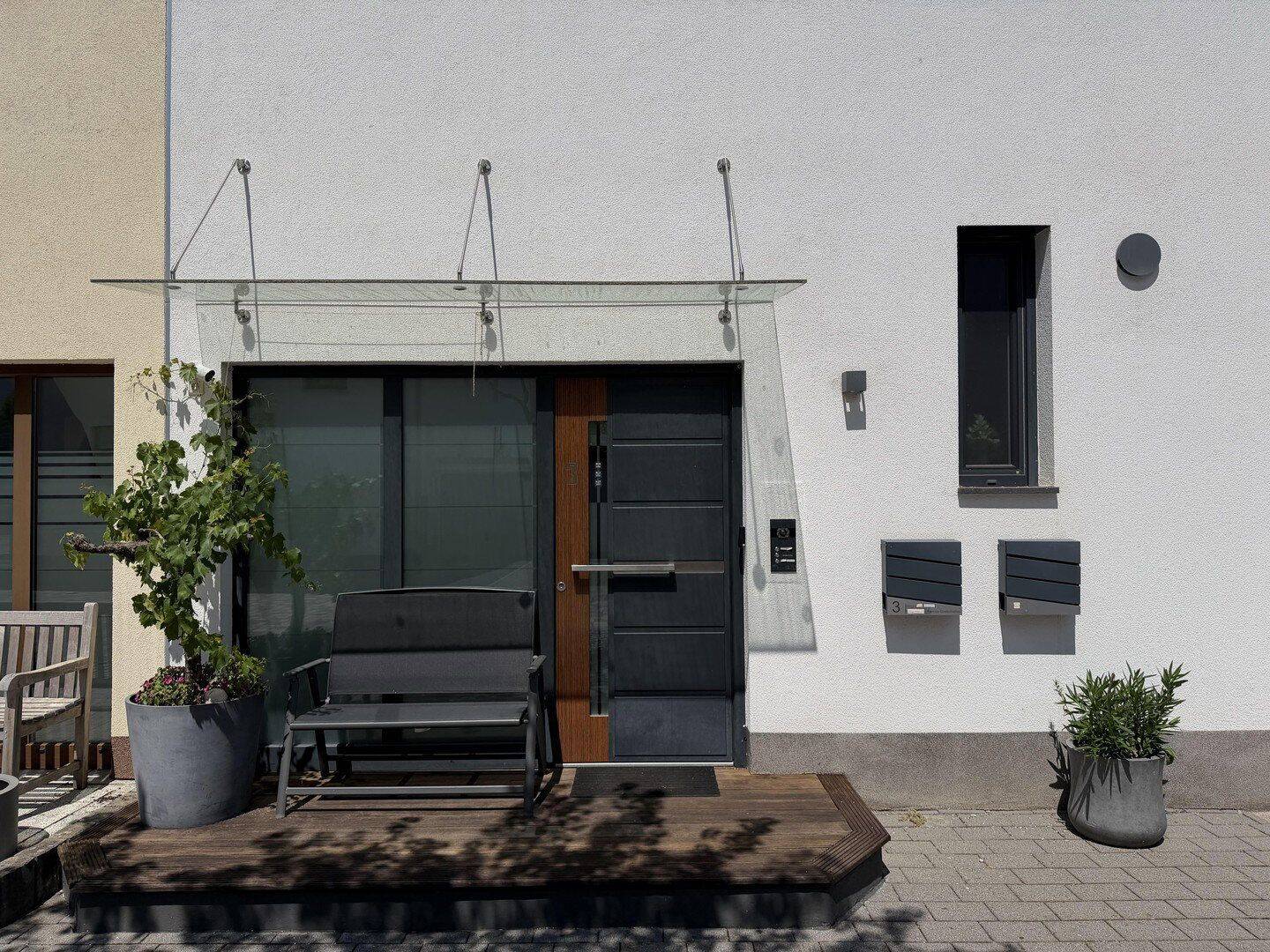 Familienfreundliche Eigentumswohnung auf 2 Etagen mit Hauscharakter und eigenem Garten, 79232 March