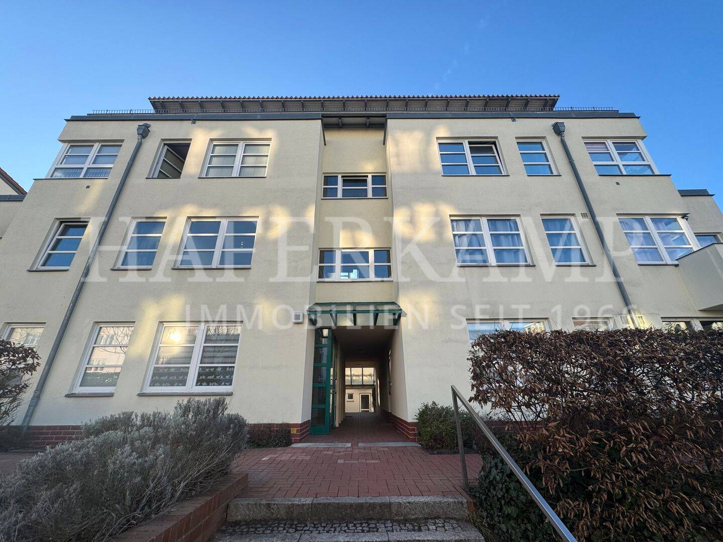 Vermietete Maisonettewohnung mit 3 Zimmern im beliebten Staaken!, 13591 Berlin (Spandau Falkenhagener Feld Kolonie Gartenbauverein Staaken Staaken)