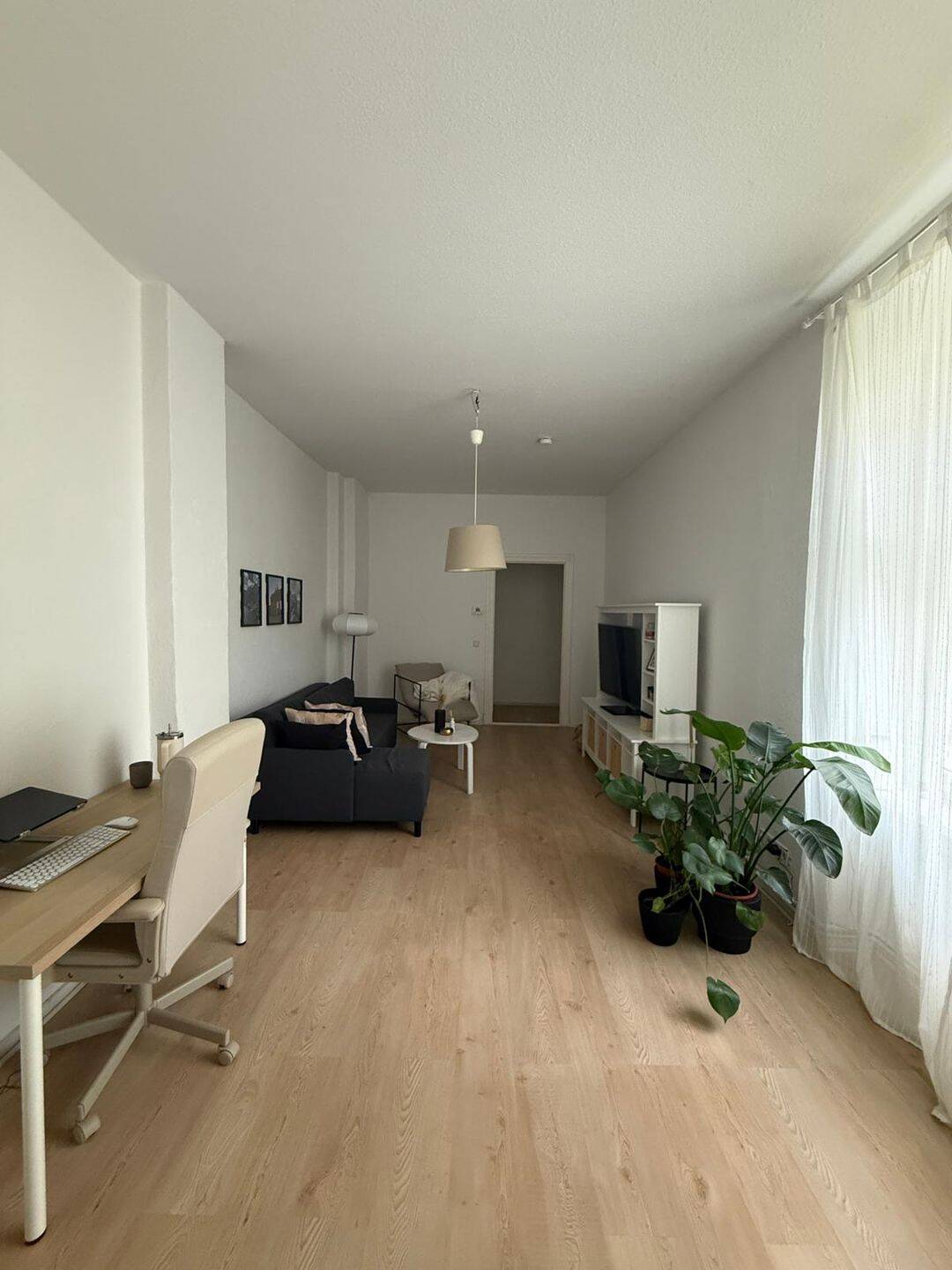 2-Zimmer mit Balkon in Berlin Reinickendorf, teilmöbliert, 13409 Berlin (Reinickendorf Gesundbrunnen Wedding)