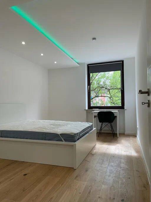 Schönes möbliertes Zimmer in gepflegter WG – München | Leopoldstraße 138, 80804 München (Schwabing-Freimann Schwabing-West)