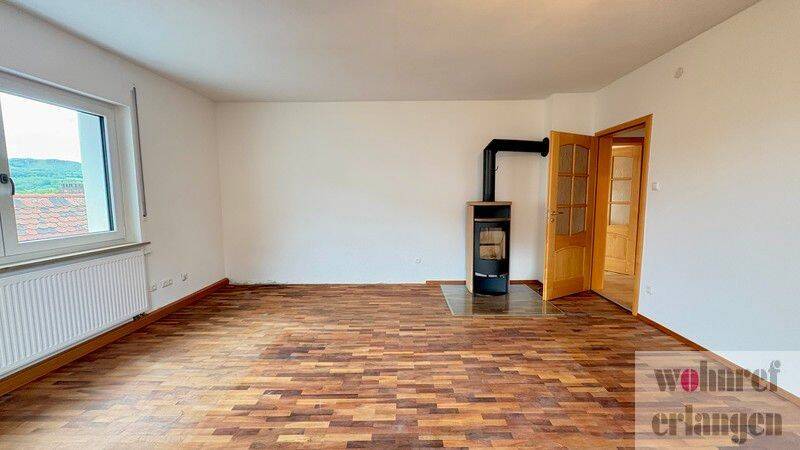 Renovierte, lichtdurchflutete 4-Zimmer-Wohnung in Forchheim, 91301 Forchheim