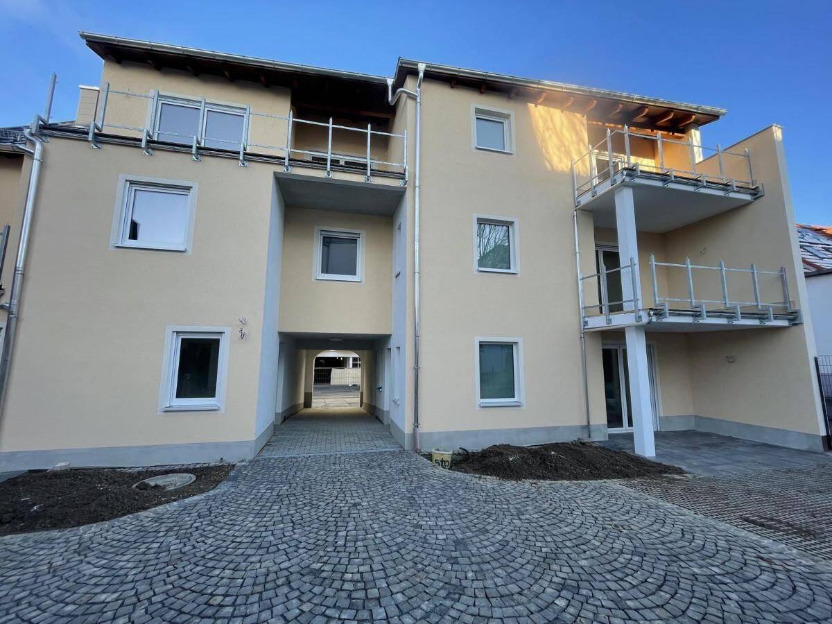 Großzügiges Wohnerlebnis auf zwei Ebenen: Helle 4-Zimmer-Maisonette-Wohnung mit modernem Komfort, 7937 Zeulenroda-Triebes